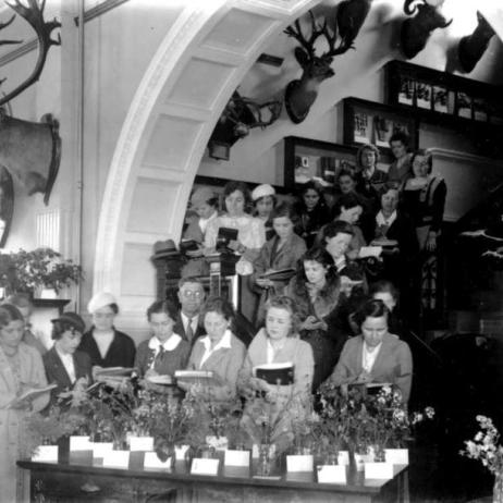 A botany lecture held at the BC Provincial Museum in April or May 1934.